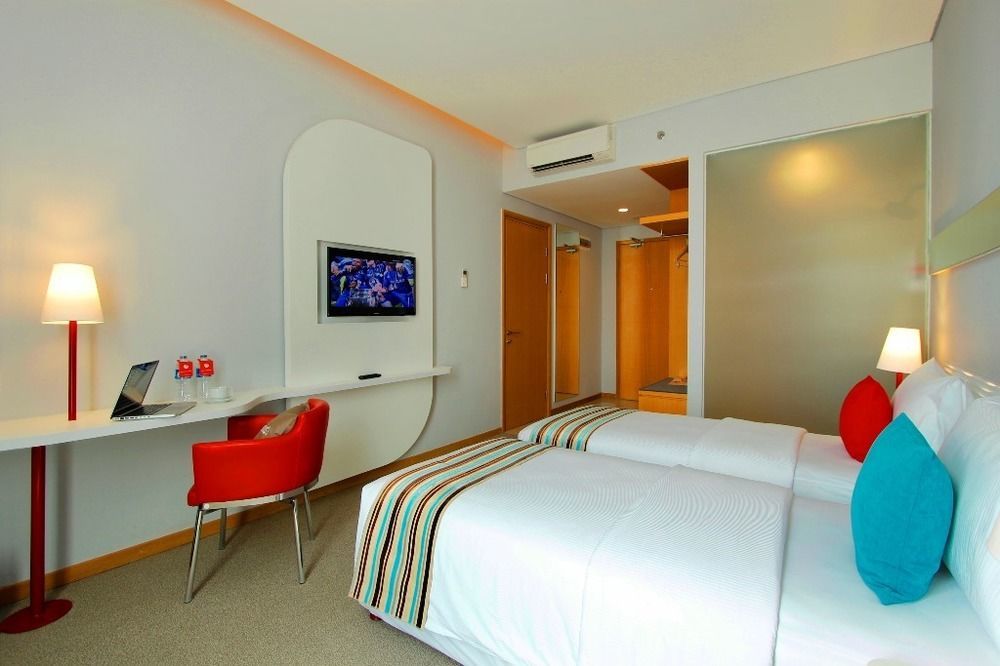 Fox Lite Hotel Metro Indah - Bandung Eksteriør billede