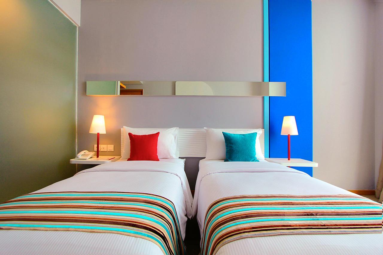 Fox Lite Hotel Metro Indah - Bandung Eksteriør billede
