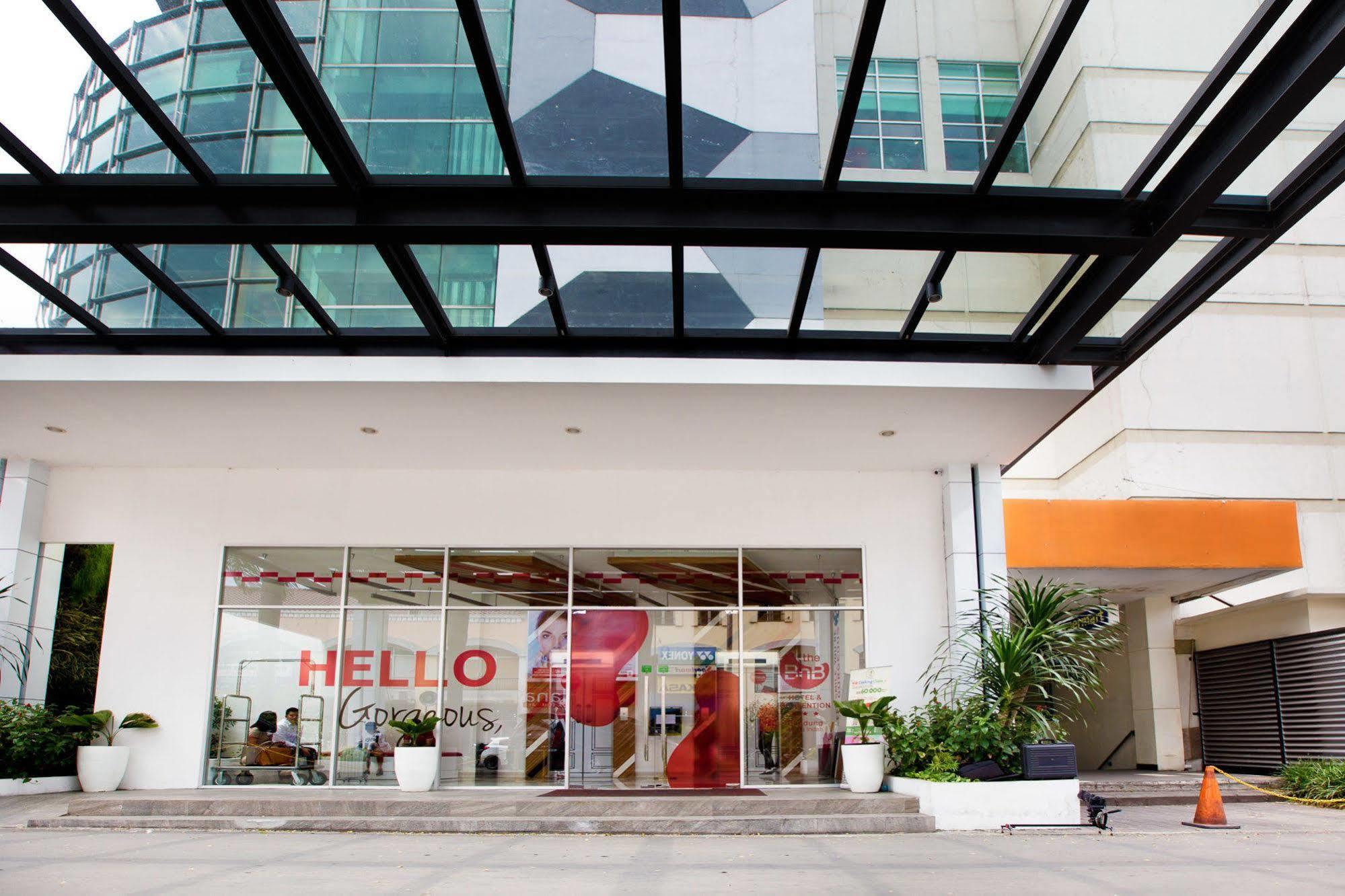 Fox Lite Hotel Metro Indah - Bandung Eksteriør billede